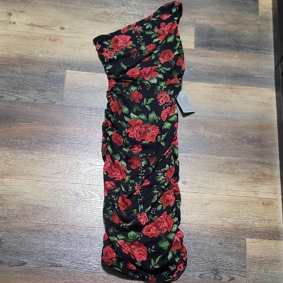 Love By Design Floral One-Shoulder Rousched Body Con Dress - Picture 1 of 8